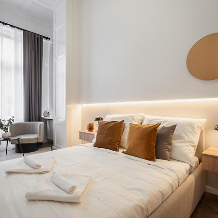 You Boutique Suites, Best Location By Bqa Budapest Extérieur photo