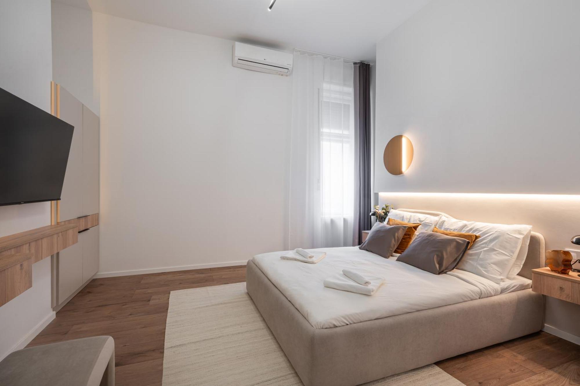 You Boutique Suites, Best Location By Bqa Budapest Extérieur photo