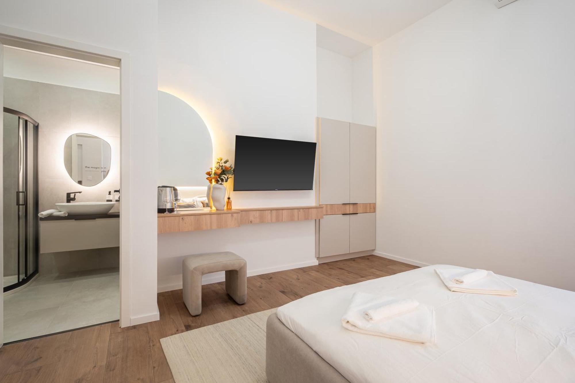 You Boutique Suites, Best Location By Bqa Budapest Extérieur photo